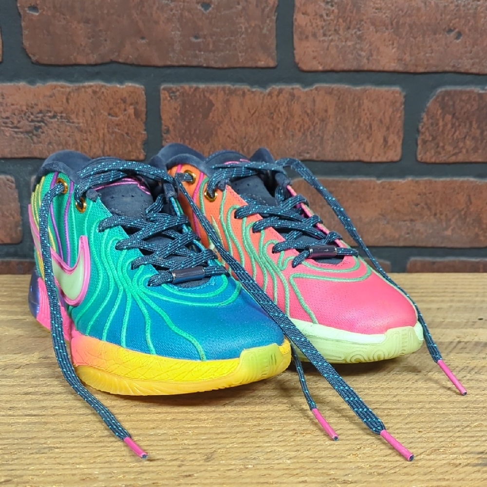 Nike LeBron 21 "Optimism" Basketball Shoes Youth Sz 4